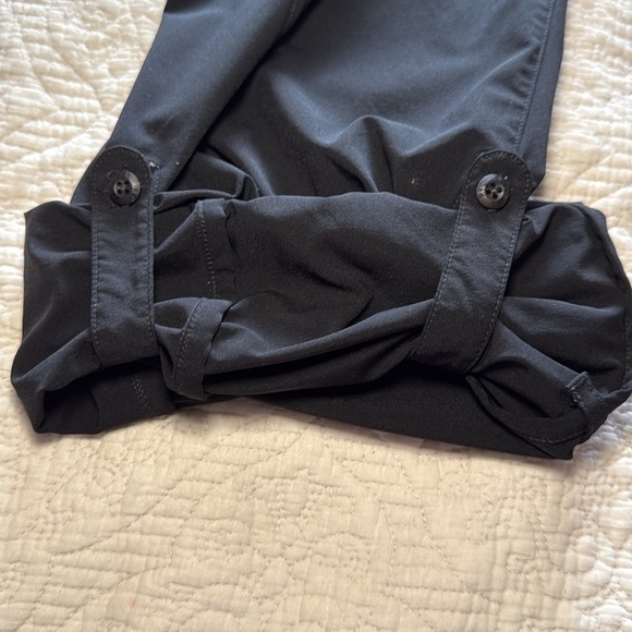 REI Black  roll up hiking pants size 14 - Picture 5 of 9